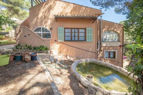 COZY VILLA FOR SALE IN COSTA DE LA CALMA