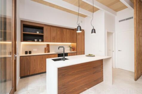 Luxurious townhouse in Pollenca