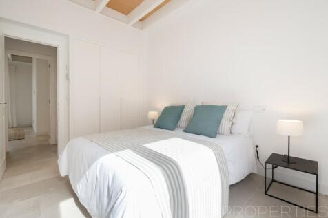 Luxurious townhouse in Pollenca
