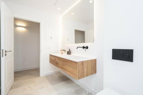 Luxurious townhouse in Pollenca