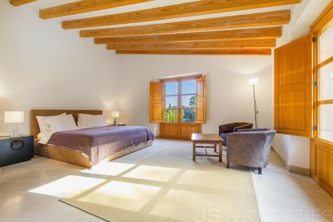 BEAUTIFUL VILLA IN POLLENSA
