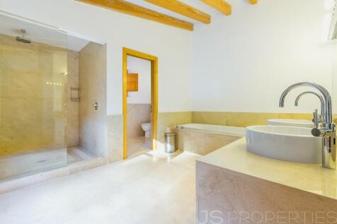 BEAUTIFUL VILLA IN POLLENSA