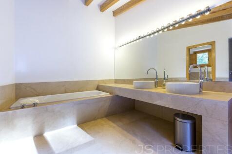 BEAUTIFUL VILLA IN POLLENSA