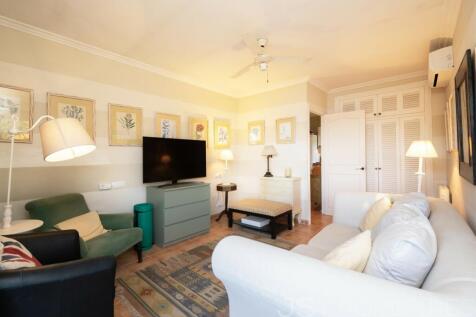 Excellent Villa with spectacular sea views 