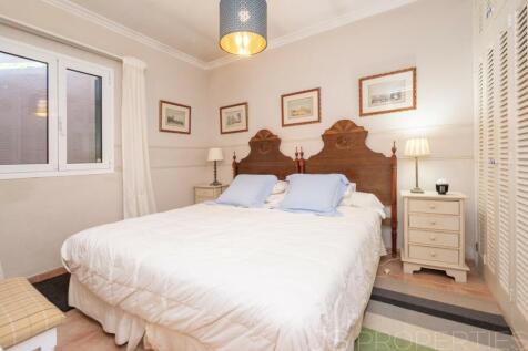 Excellent Villa with spectacular sea views 