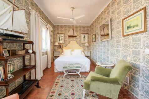 Excellent Villa with spectacular sea views 