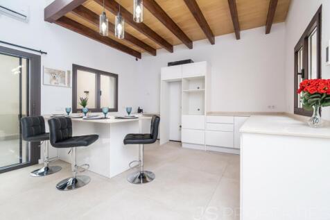 Modern new townhouse in Felanitx