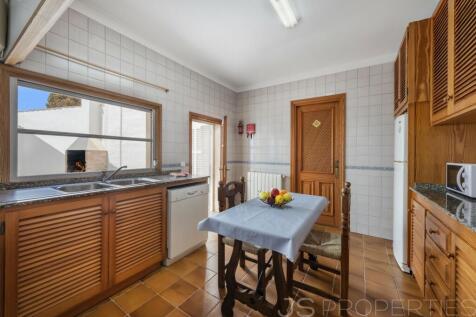 Rustic Villa in walking distance to Port de Pollenca