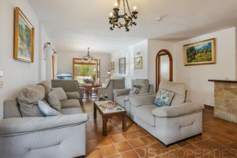 Rustic Villa in walking distance to Port de Pollenca