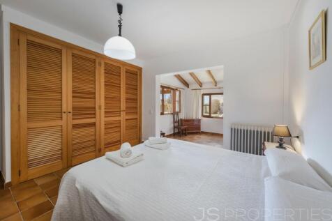 Rustic Villa in walking distance to Port de Pollenca