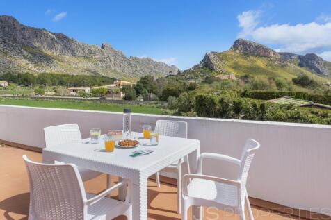 Rustic Villa in walking distance to Port de Pollenca