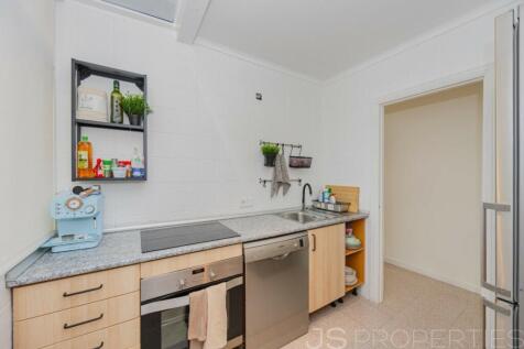FANTASTIC APARTMENT ON THE FRONT LINE OF THE PORT OF POLLENSA