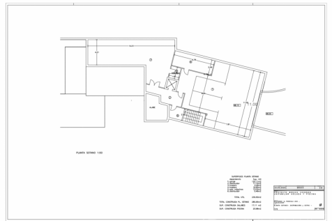 PLOT WITH BUILDING LICENSE AND PROJECT FOR SALE IN AUCANADA 