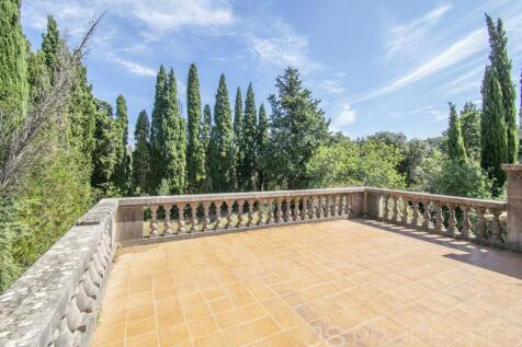 LARGE TRADITIONAL MANSION FOR SALE IN POLLENSA 