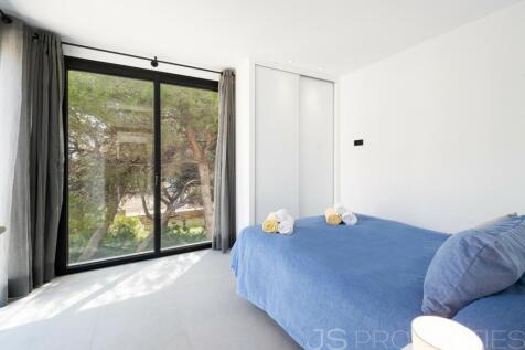 TOWNHOUSE IN PLAYA DE MURO WITH RENTAL LICENSE