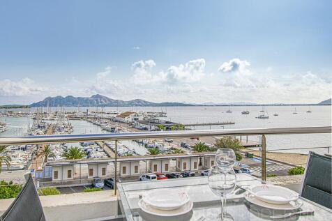 FRONTLINE DUPLEX WITH UNOBSTRUCTED VIEWS OF THE SEA AND MOUNTAINS 
