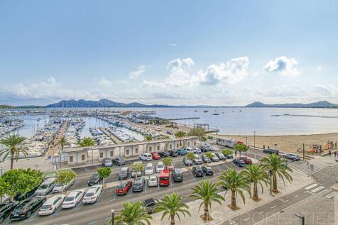 FRONTLINE DUPLEX WITH UNOBSTRUCTED VIEWS OF THE SEA AND MOUNTAINS 