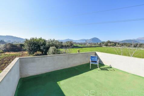 RUSTIC FINCA IN PUERTO POLLENSA