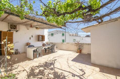 Townhouse in Campanet