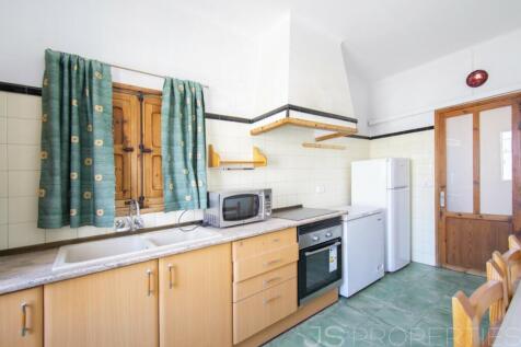 Townhouse in Campanet