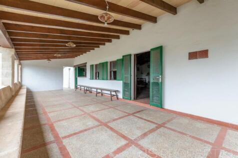 UNIQUE, PRESTIGIOUS COUNTRY ESTATE FOR SALE CLOSE TO PTO POLLENSA