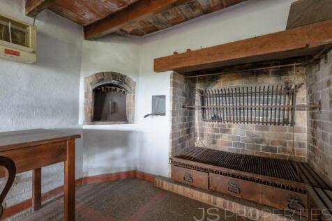 UNIQUE, PRESTIGIOUS COUNTRY ESTATE FOR SALE CLOSE TO PTO POLLENSA