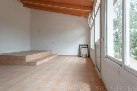 UNIQUE, PRESTIGIOUS COUNTRY ESTATE FOR SALE CLOSE TO PTO POLLENSA