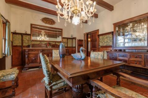 UNIQUE, PRESTIGIOUS COUNTRY ESTATE FOR SALE CLOSE TO PTO POLLENSA