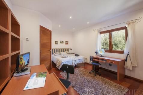 SPECTACULAR VILLA LOCATED NEAR POLLENSA WITH RENTAL LICENSE