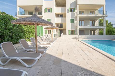 GROUNDFLOOR OF NEW CONSTRUCTION FOR SALE IN PORT DE POLLENCA