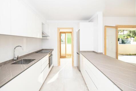 GROUNDFLOOR OF NEW CONSTRUCTION FOR SALE IN PORT DE POLLENCA