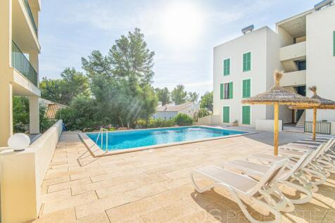 GROUNDFLOOR OF NEW CONSTRUCTION FOR SALE IN PORT DE POLLENCA