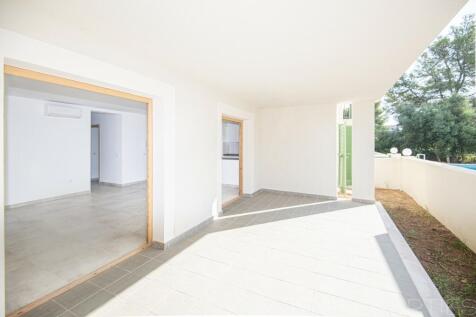GROUNDFLOOR OF NEW CONSTRUCTION FOR SALE IN PORT DE POLLENCA