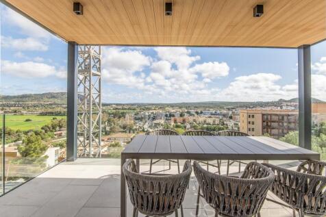 Luxury penthouse in Santa Ponca