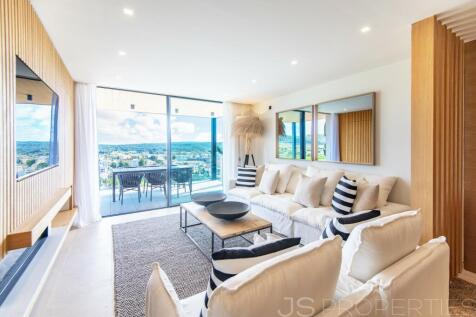 Luxury penthouse in Santa Ponca