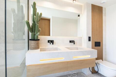 Luxury penthouse in Santa Ponca