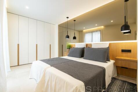 Luxury penthouse in Santa Ponca
