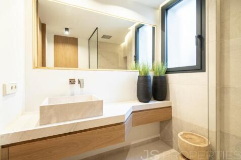 Luxury penthouse in Santa Ponca