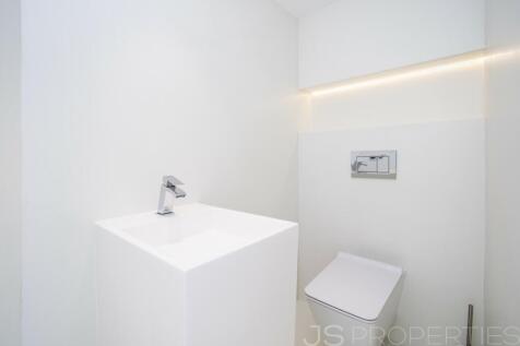 RENOVATED MODERN FRONT LINE APARTMENT FOR SALE WITH UNOBSTRUCTED VIEWS OF THE SEA