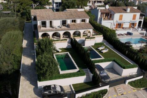 Beautiful traditional style new build in Alcanada