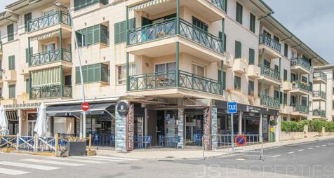 COMMERCIAL PREMISSES FOR SALE IN THE CENTER OF PUERTO POLLENSA