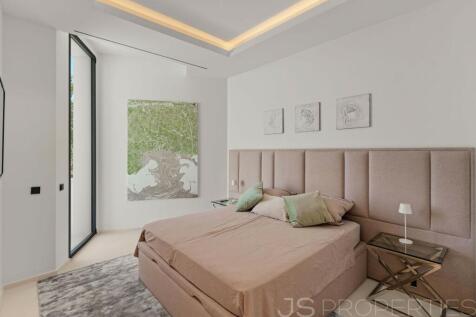 Ultra modern new build villa in Cala Llamp