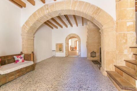 TOWN HOUSE IN ALCUDIA
