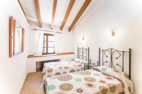 TOWN HOUSE IN ALCUDIA