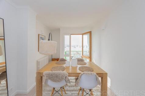 FANTASTIC APARTMENT ON THE FRONT LINE OF THE PORT OF POLLENSA