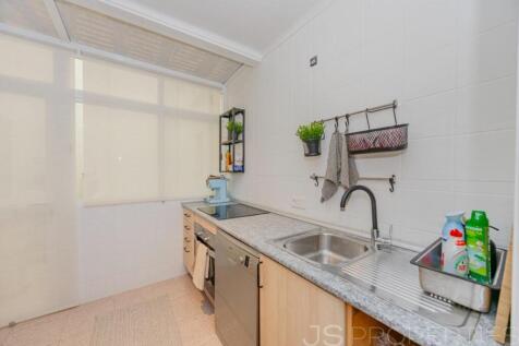FANTASTIC APARTMENT ON THE FRONT LINE OF THE PORT OF POLLENSA
