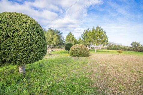 Excellent villa for sale in Alcudia with tourists license