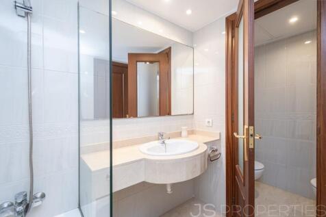 APARTMENT WITH  SEA VIEWS AND RENTAL LICENSE