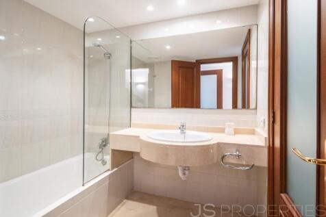 APARTMENT WITH  SEA VIEWS AND RENTAL LICENSE