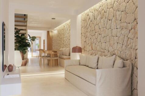 Town house renovated in Pollensa